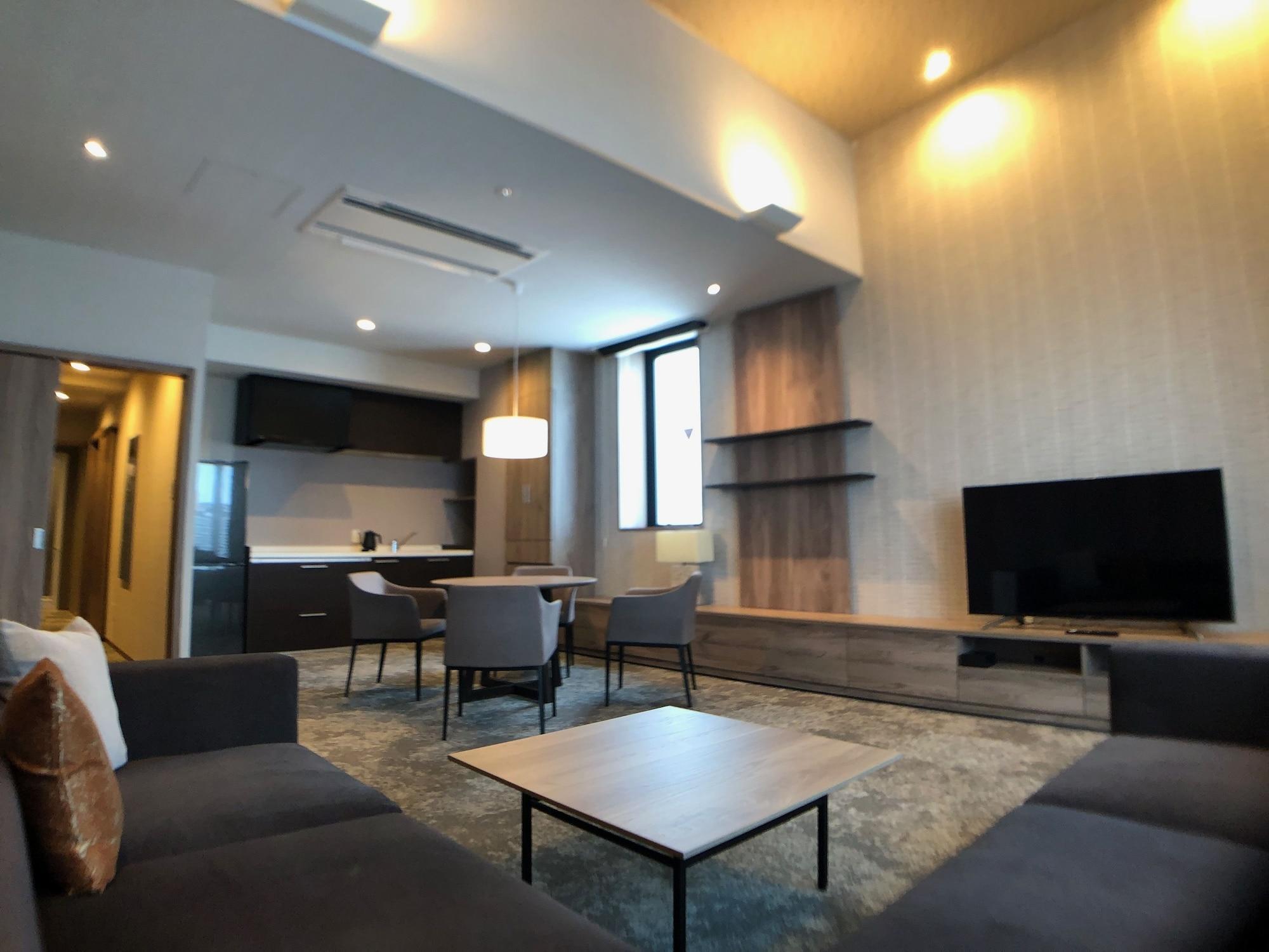 Winery Hotel And Condominium Hitohana NakaNakafurano Εξωτερικό φωτογραφία